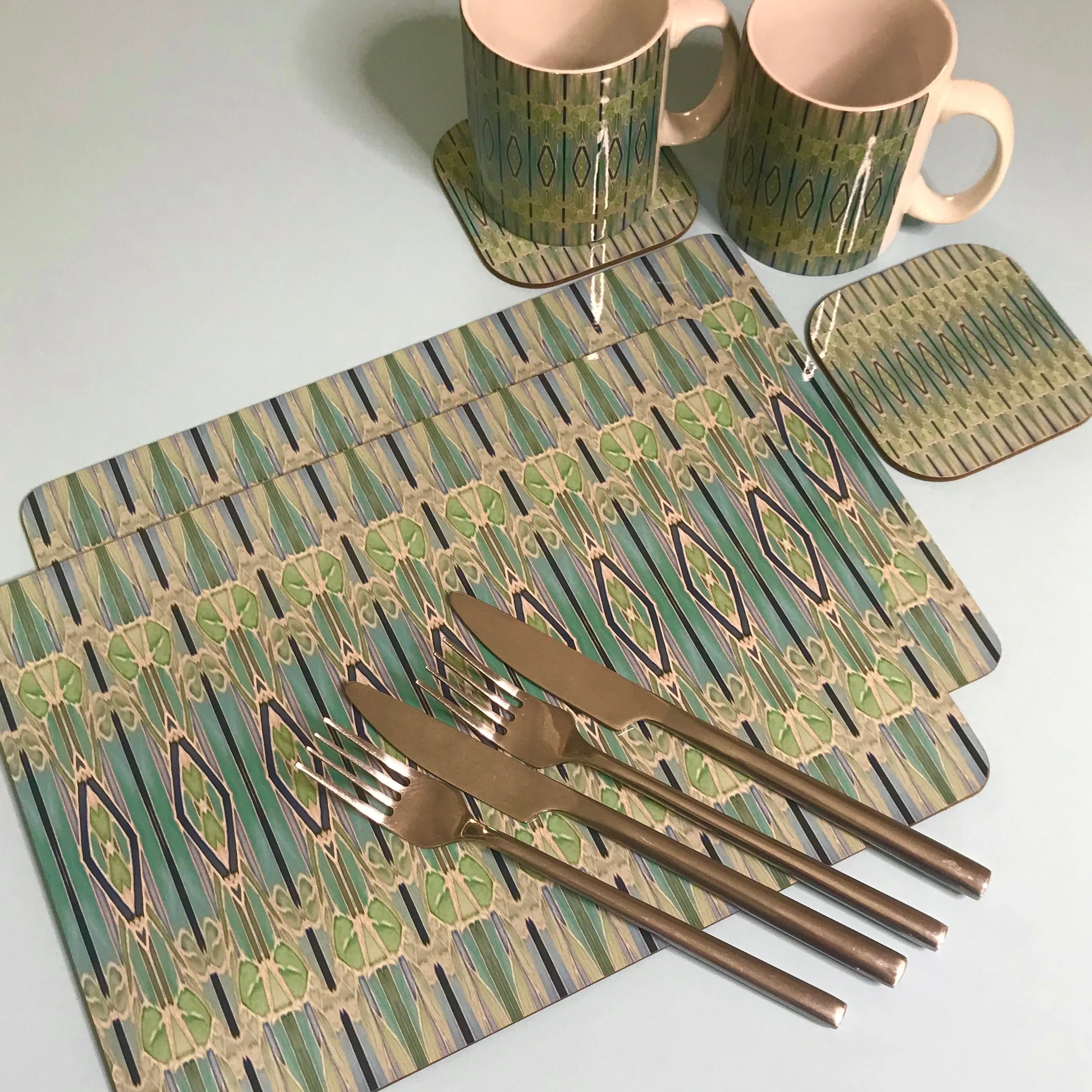 Deco Style duck egg, sage, turquoise Table Mats - green chopping boards