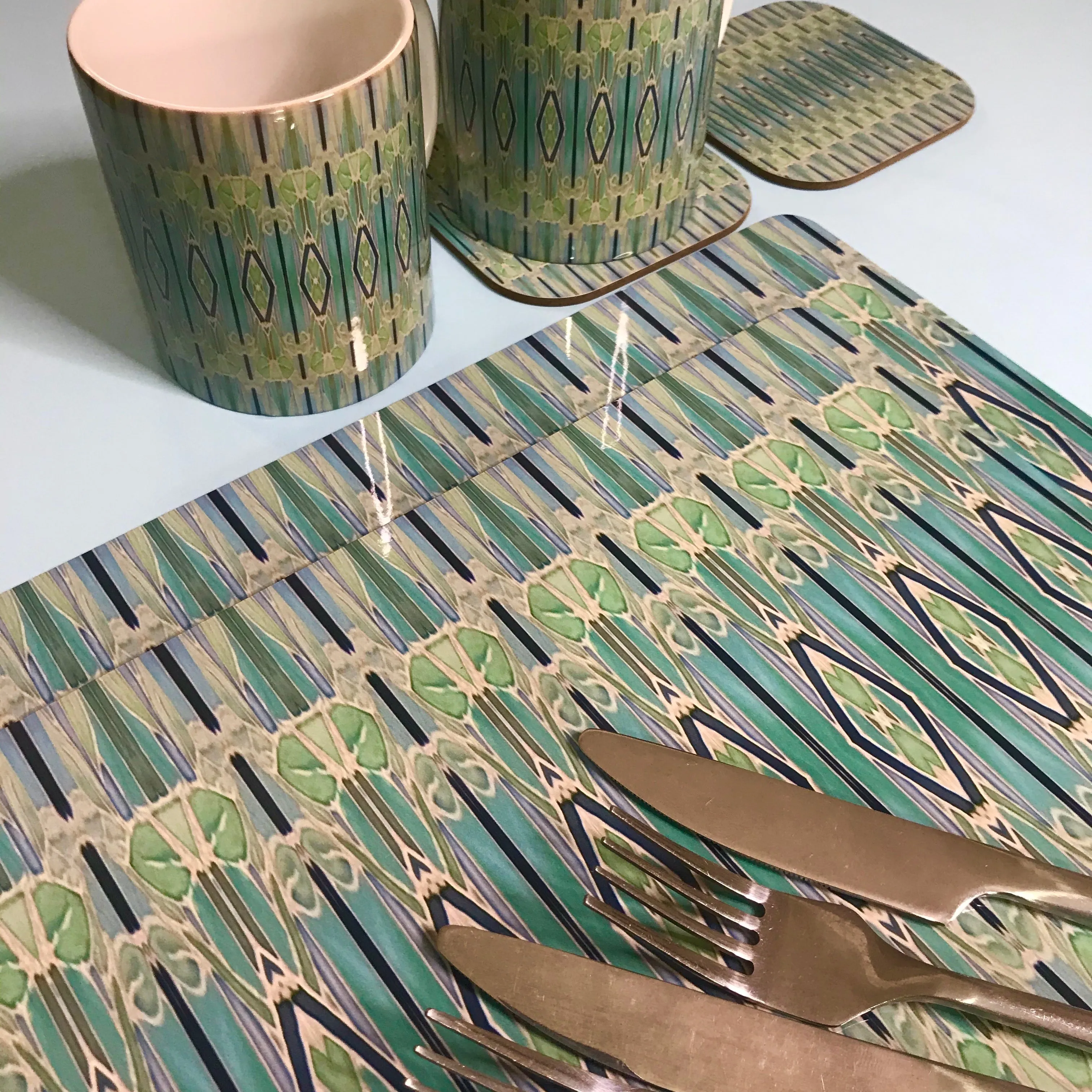 Deco Style duck egg, sage, turquoise Table Mats - green chopping boards