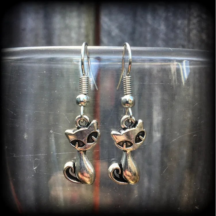 MCM cat earrings-Retro cat earrings