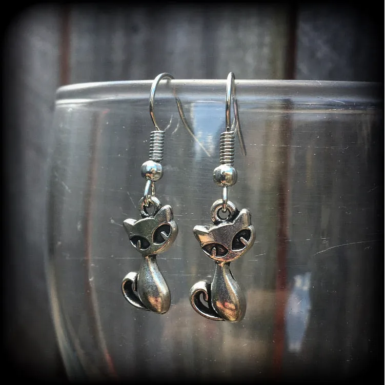 MCM cat earrings-Retro cat earrings