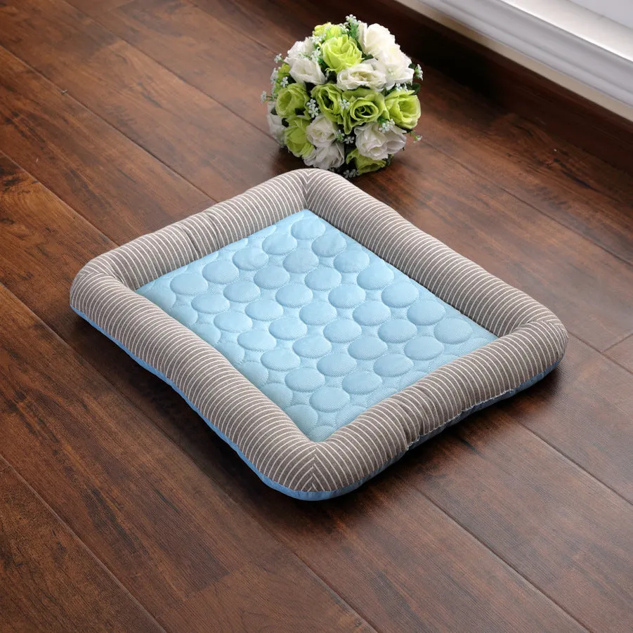 Supreme Cooling Pet Pad - Portable and Washable Summer Mat for Dogs and Cats in Blue and Pink